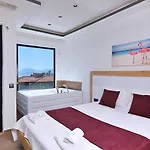 Uzumlu Village 2 Bedroom Βίλα