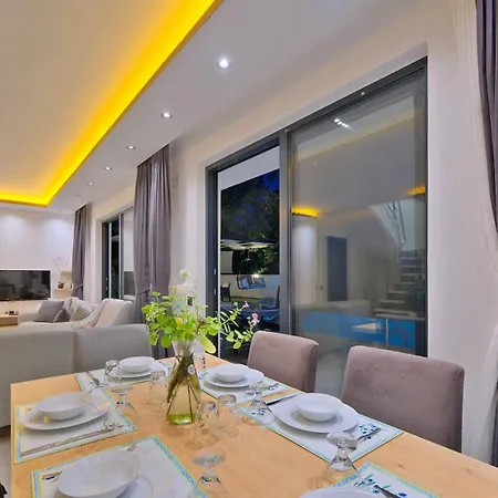 Uzumlu Village 2 Bedroom 6616 Kalkan