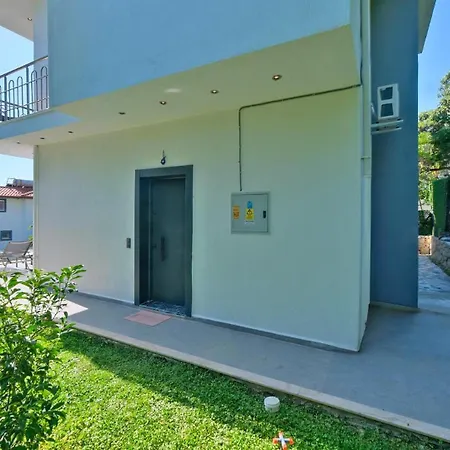 Uzumlu Village 2 Bedroom 6616 Kalkan